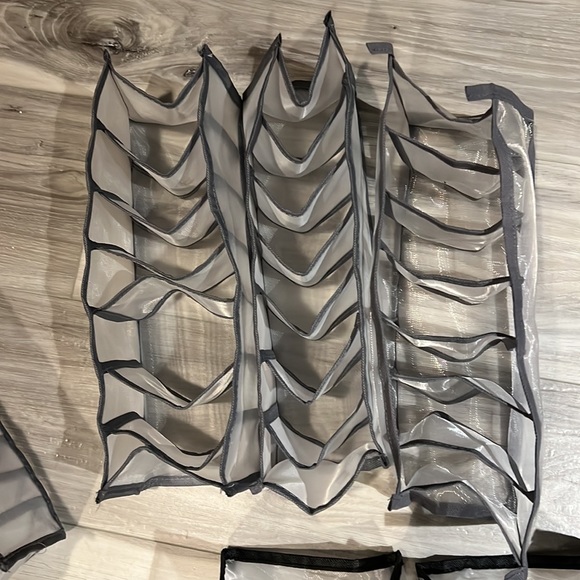 Drawer Organizers Set of 10 Like New - Picture 3 of 6